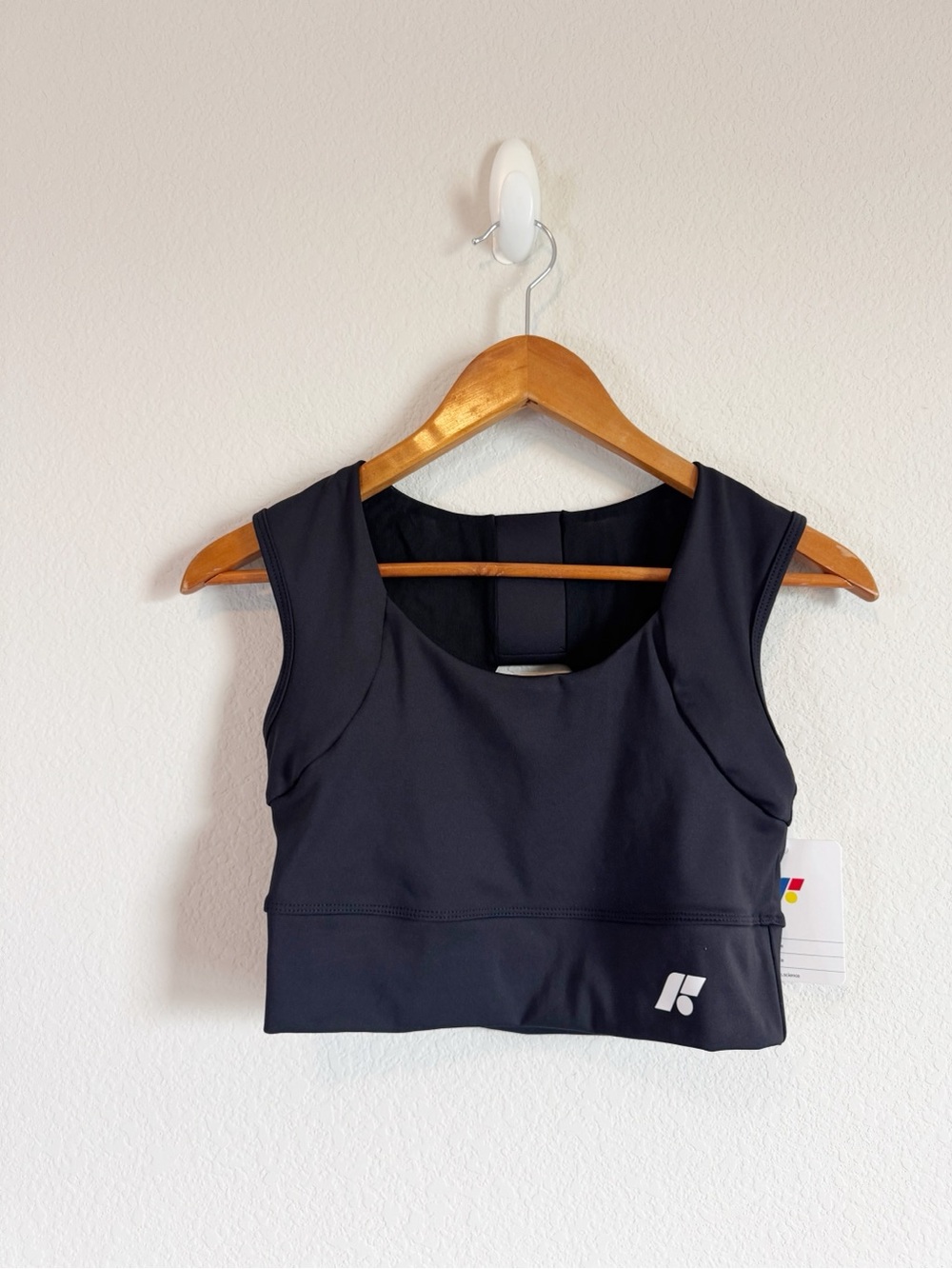 Forme Women's Black Mesh Detail Posture Sports Bra Size Large